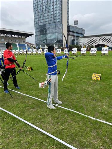 我市首支青少年射箭队 备战自治区锦标赛