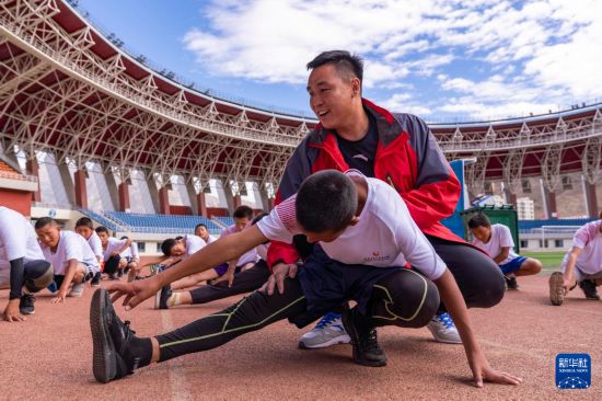 甲子奋进 雪域新篇(图2)