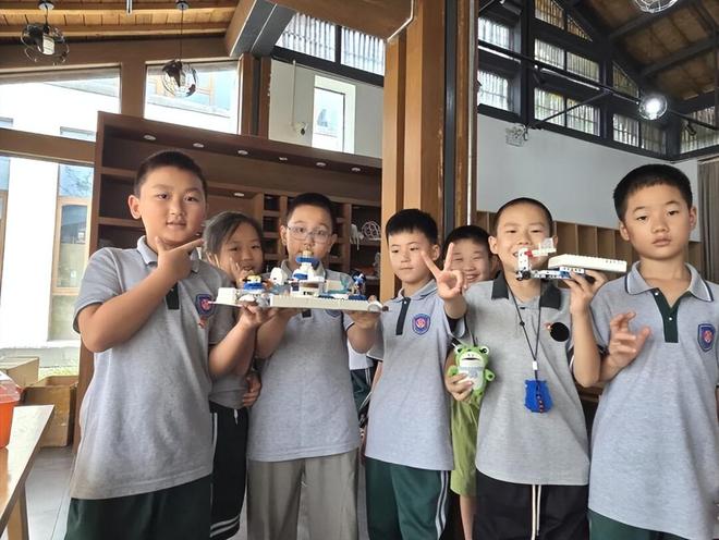 邂逅未来梦想乐享实践旅程 成都武侯实小开展研学实践活动(图3)