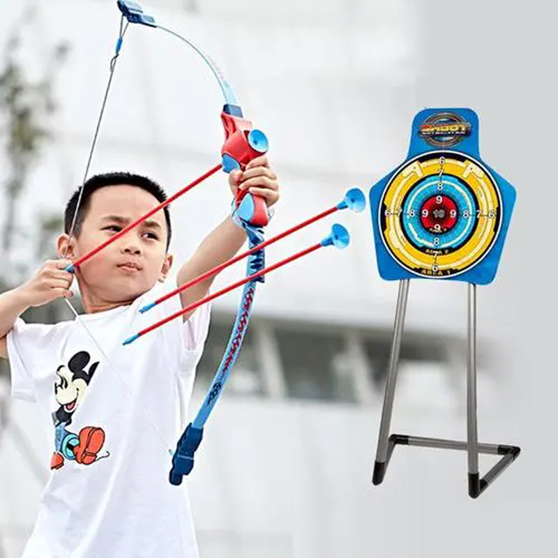 儿童弓箭射箭是一项既有趣又有益的运动项目(图4)