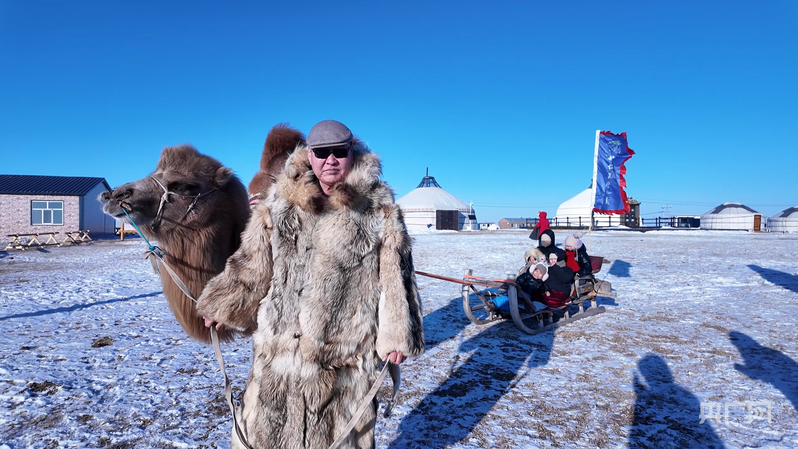 新春走基层|走进牧户家感受草原年(图2)