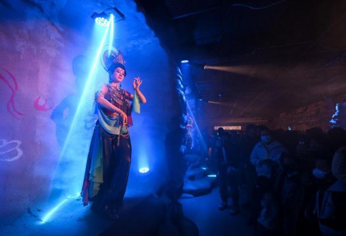 新春中国行丨越来越多中国民众“博物馆里过大年”(图1)