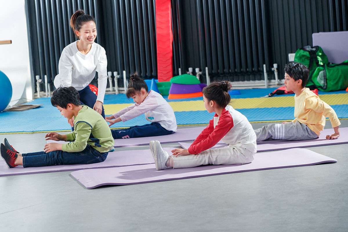 追光少年周末公益行 2026年度体适能特训营春季班火热招募中!(图1) 追光少年周末公益行 2026年度体适能特训营春季班火热招募中!