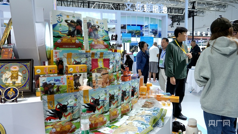 热贡风华聚展厅第27届青洽会黄南展区尽显生态产业新活力(图7)